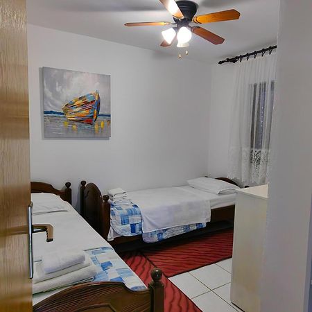 Holiday House Tara Vir Exterior foto